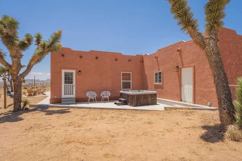 Near Pappy & Harriet'S + Rimrock Ranch W/ Hot Tub Villa Pioneertown Luaran gambar